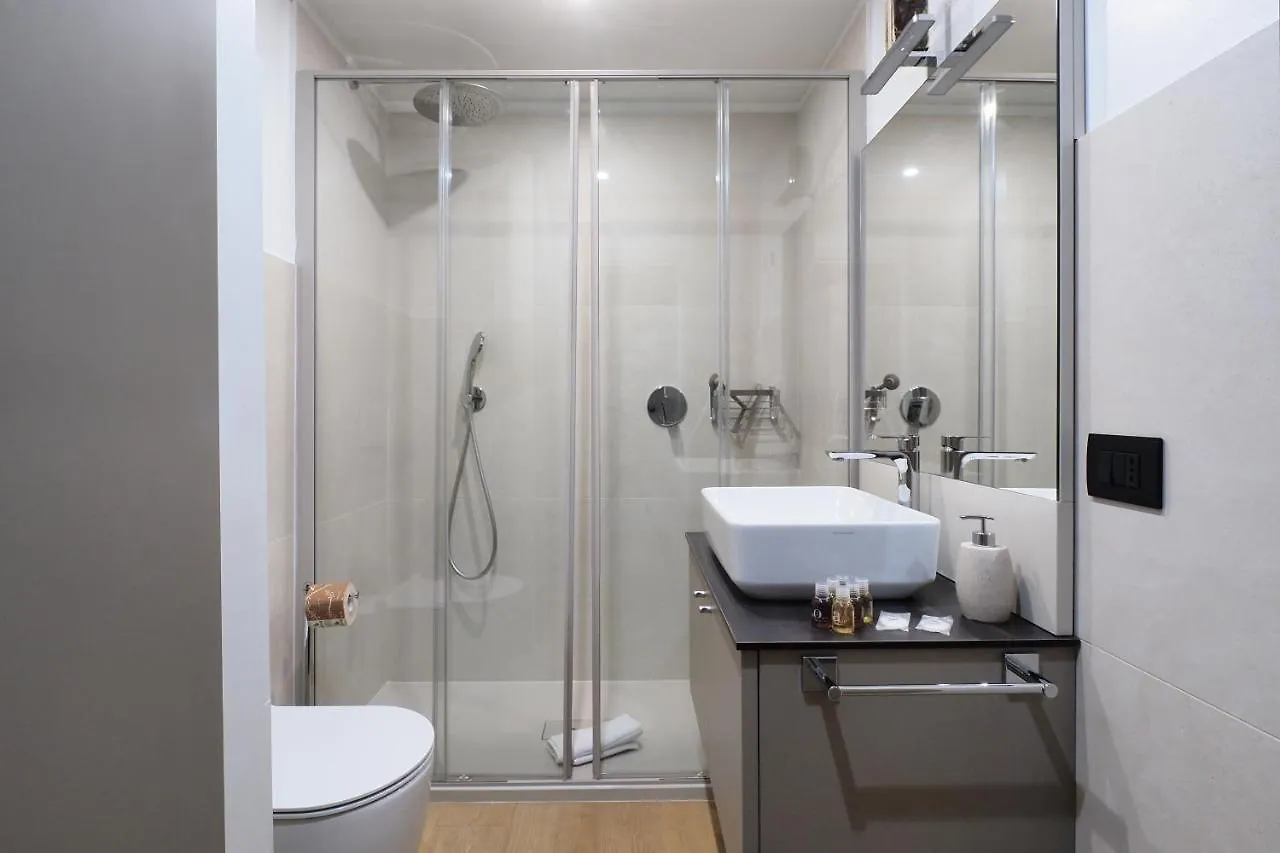 Doma Lux Apartment Central Station Milano 0*, Milan
