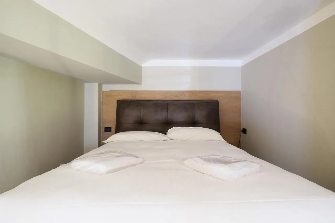 Doma Lux Apartment Central Station Milano